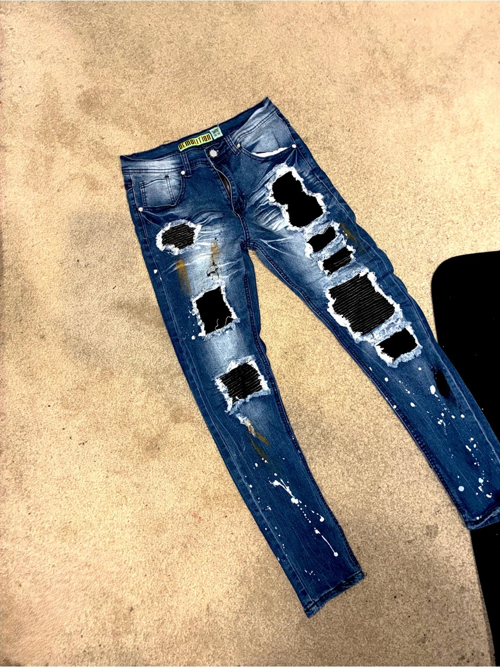 Distressed Paint-Splatter Skinny Jeans - Dark Blue